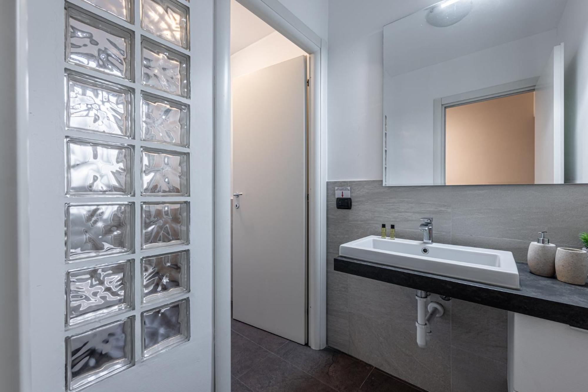 Sant' Ambrogio Flat Apartment Milan Bagian luar foto